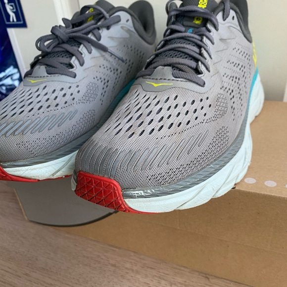 HOKA ONE ONE CLIFTON 7 Running Shoes- Men 11.5 - Picture 8 of 11